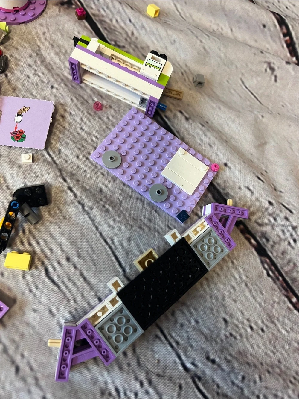 LEGO Friends 41393 & 41427 Sets Mixed Lot Instructions Box Pieces Minifigure